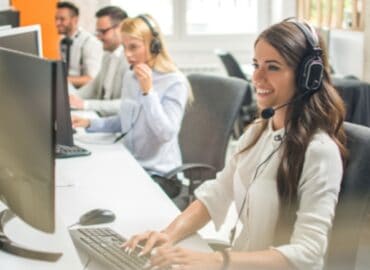 THE ROLE OF CALL CENTERS IN MANAGING HOTEL GUEST FEEDBACK AND REVIEWS