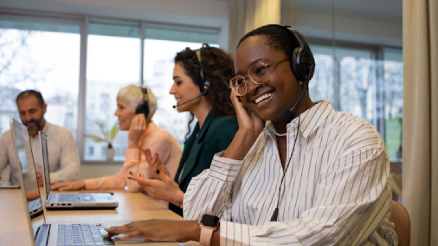 BENEFITS OF OUTSOURCING HEALTHCARE APPOINTMENT SETTING TO CALL CENTERS