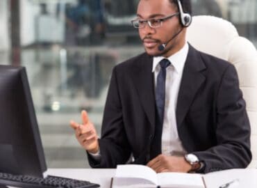 THE ROLE OF CALL CENTERS IN MANAGING INBOUND HELP DESKS