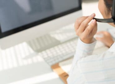 USING DATA TO ENHANCE CALL CENTER CUSTOMER SERVICE