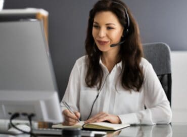 IS A LEGAL VIRTUAL ASSISTANT RIGHT FOR YOUR SOLO PRACTICE