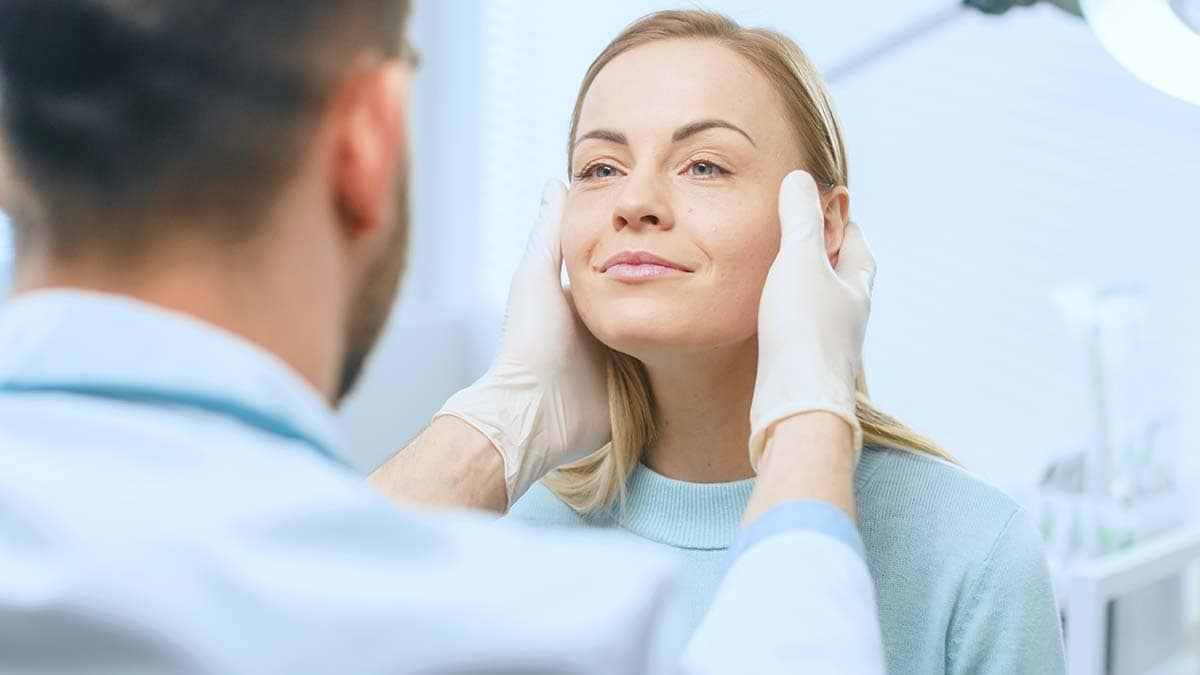 PLASTIC SURGERY CLINICS